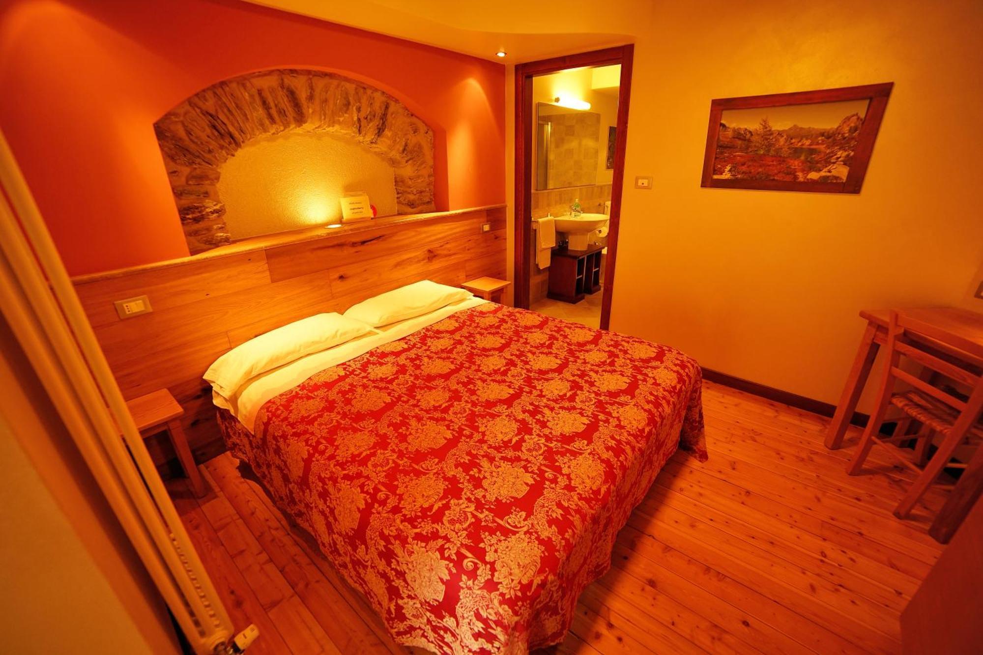 Pensione Albergo Diffuso Ceaglio Valle Maira Marmora Ngoại thất bức ảnh